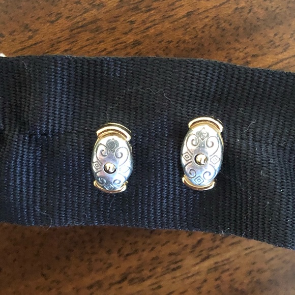 Vintage Brighton two tone dimensional oval earrings - Picture 2 of 8